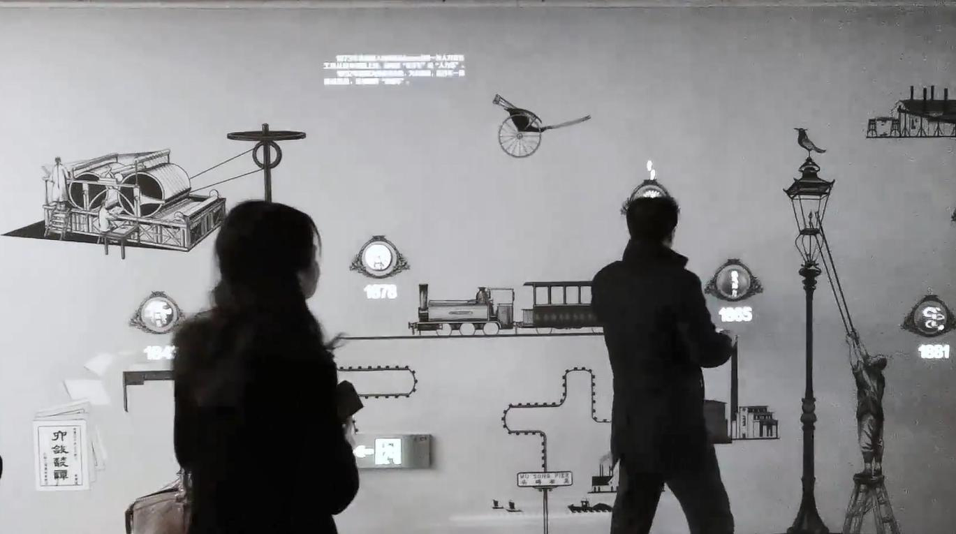 لا أحد يلمس