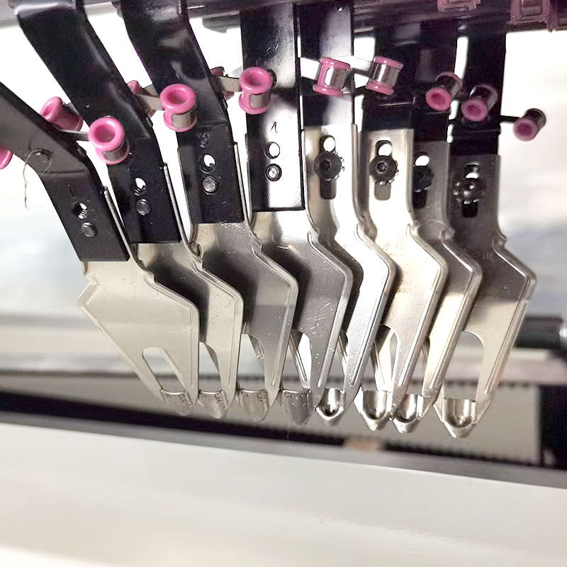 Disegno dettagliato della macchina per maglieria a doppio sistema(5)