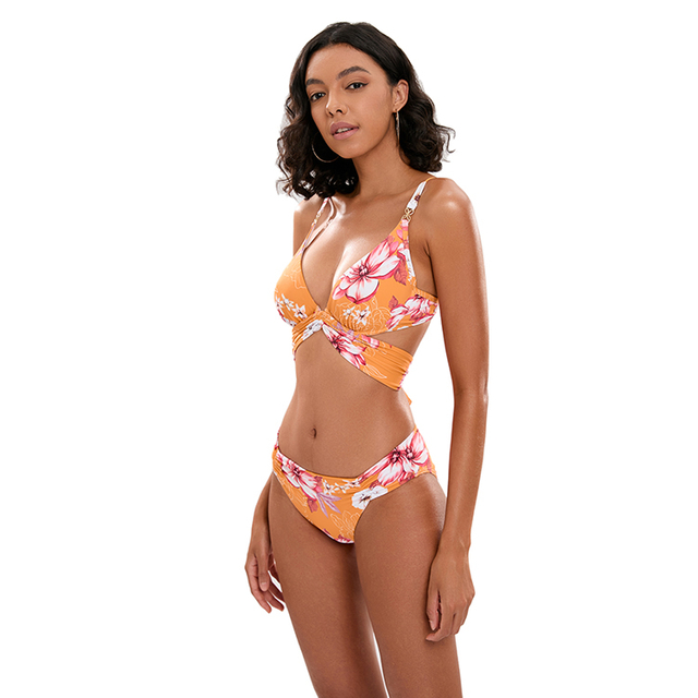 B&uuml;gel-Triangel-Bikini-Set