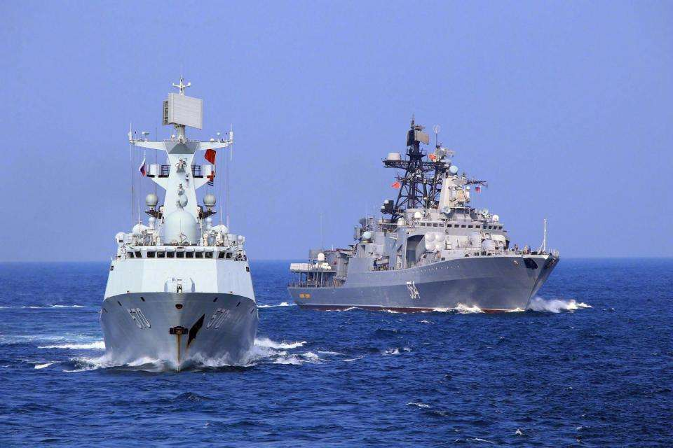 navire de guerre