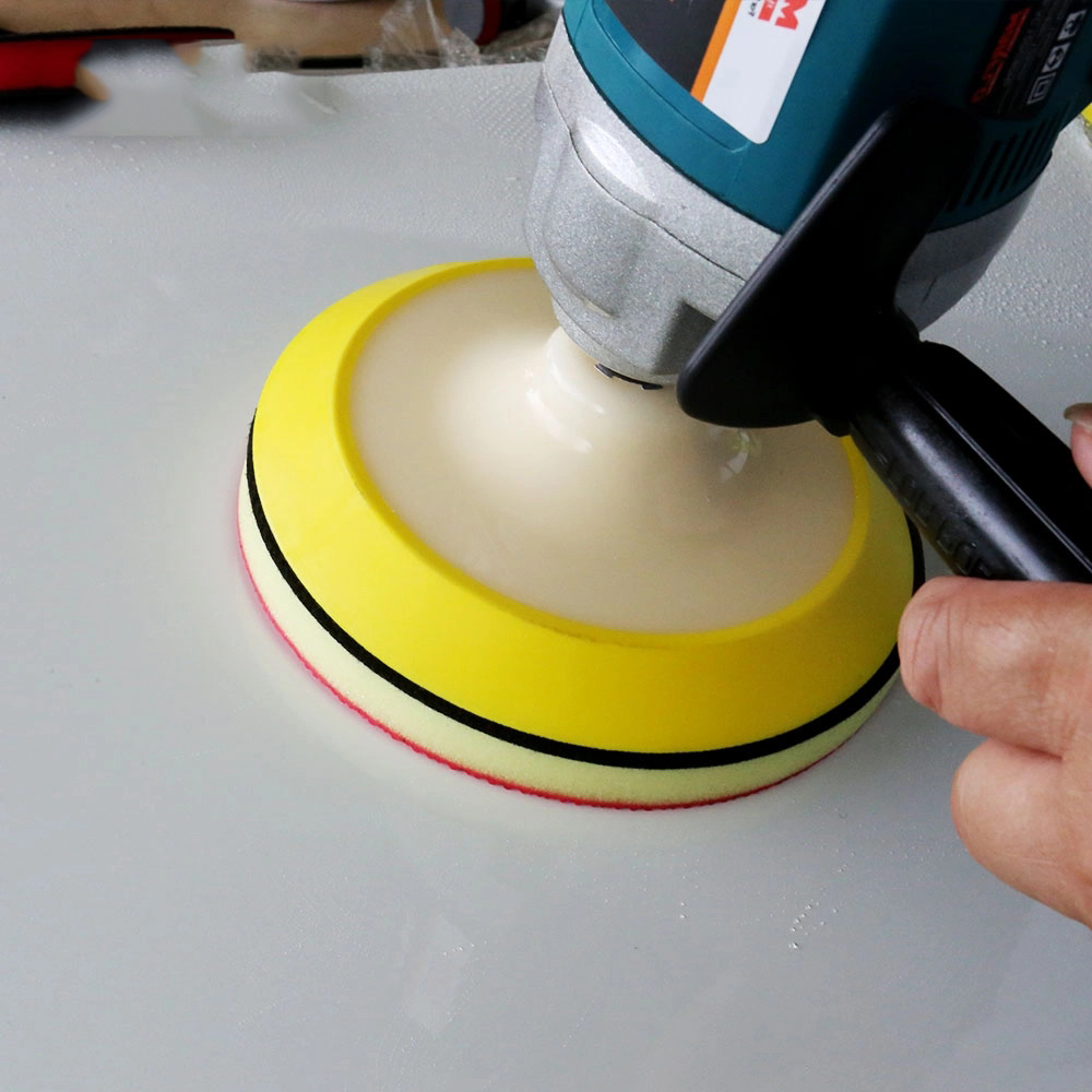 peu de tampon d'argile