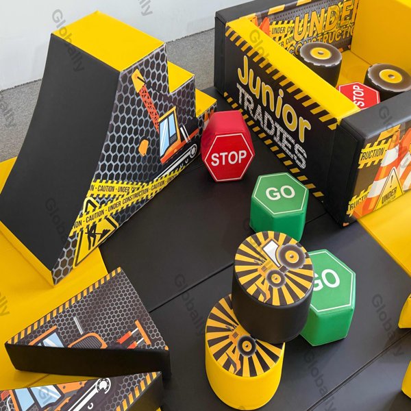 Equipamento de jogo suave para design de veículos de engenharia