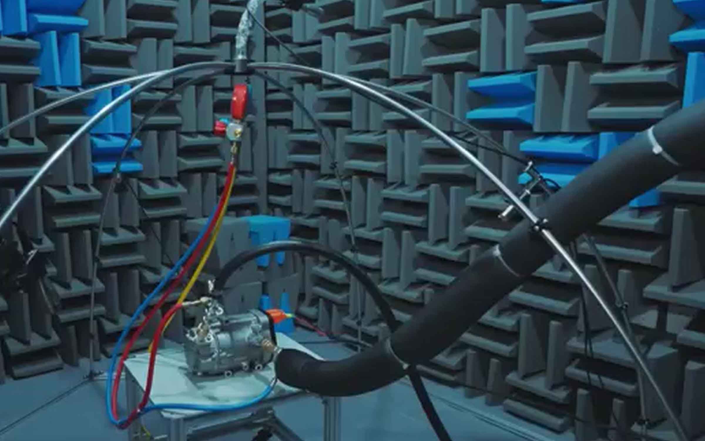 NVH-Raum f&uuml;r schalltote Ger&auml;usche und Vibrationen