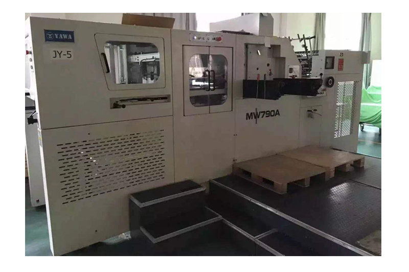 TMB 780/ 790 Hotfoil stamping and diecutting machine