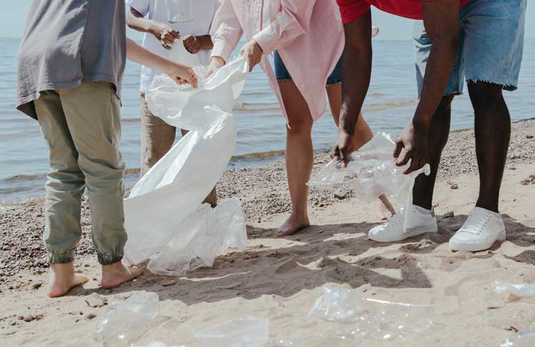 Ontdek de beste milieuvriendelijke badkledingfabrikanten in Australi&euml; voor uw zomerbehoeften
