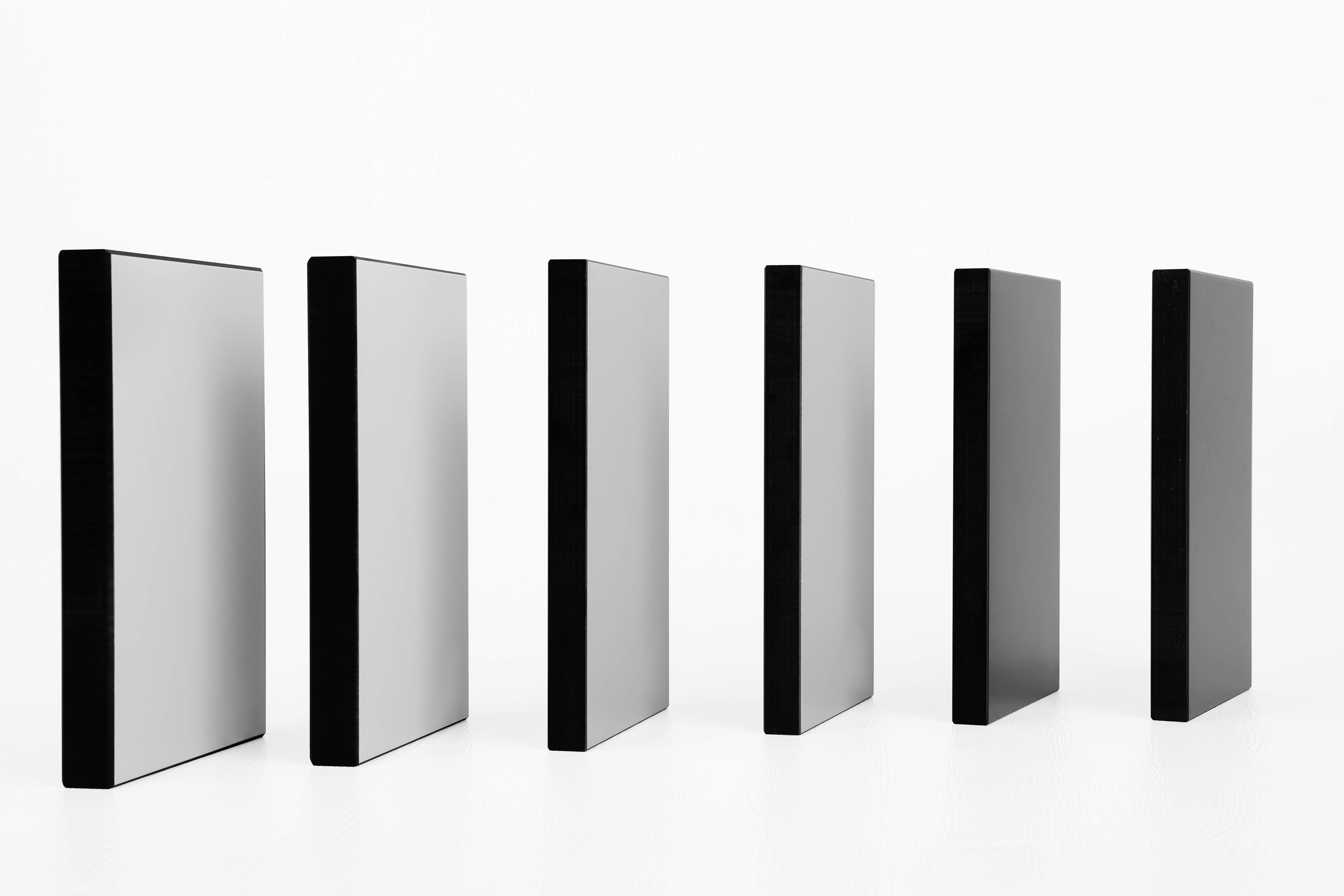 Panels mit chemisch resistenten kompakten Laminat mit probanden