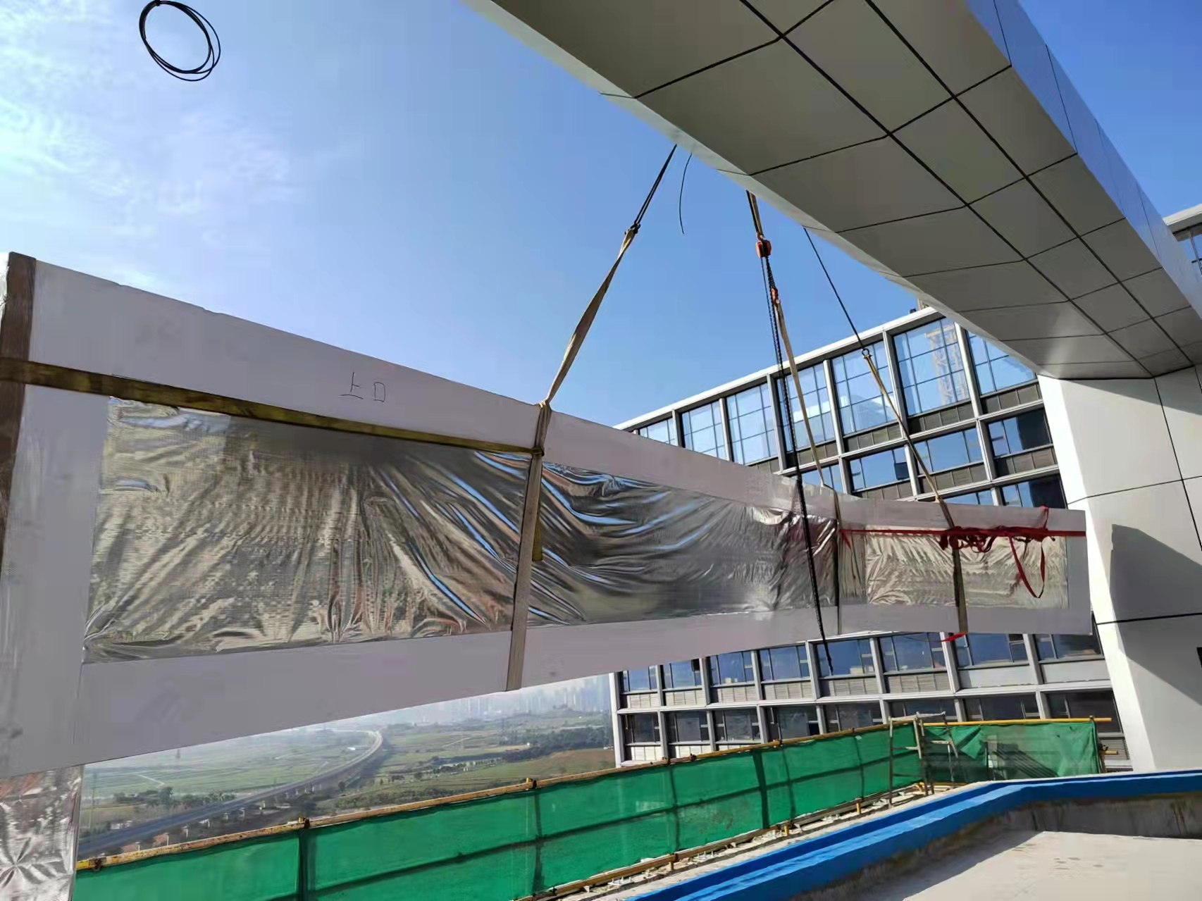 I-Acrylic swimming pool - ukufakwa kwe-LEYU