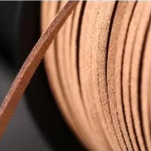 Sk&oacute;rzany sznurek