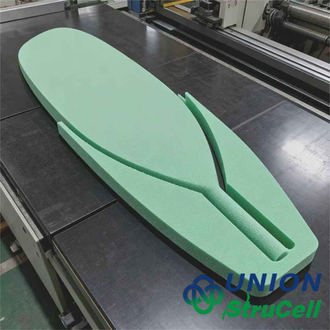 mousse-pvc-kayak-paddle-breakaway-tabs-usinage-cnc