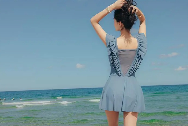 چگونه لباس شنا با برچسب خصوصی می تواند برند شما را ارتقا دهد