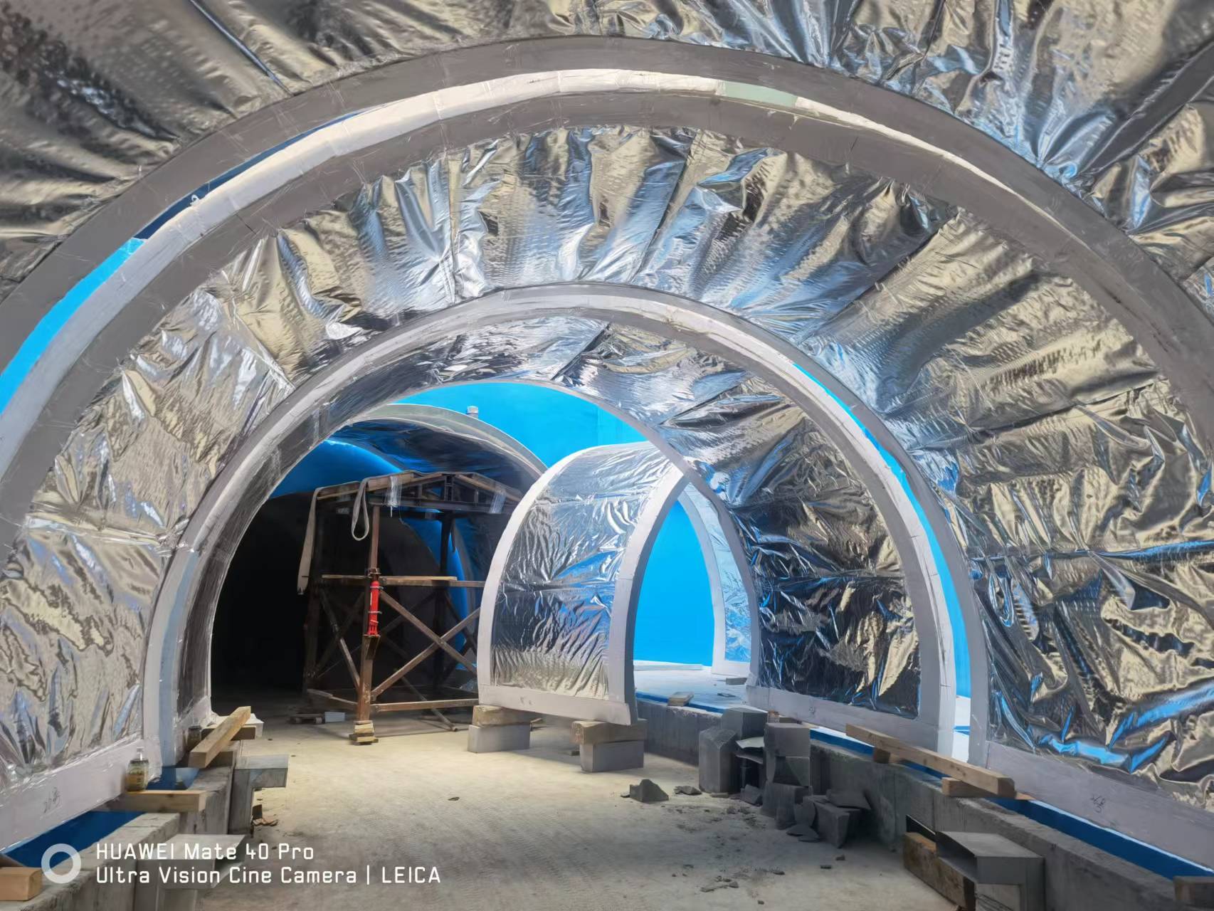 Handaki ya Acrylic kwa aquarium - utengenezaji