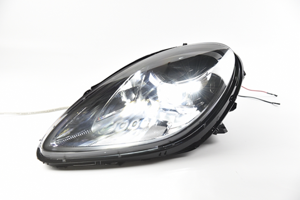 Car Head Light Parts For Macan 20142018 Modified LED Lamps Headlights