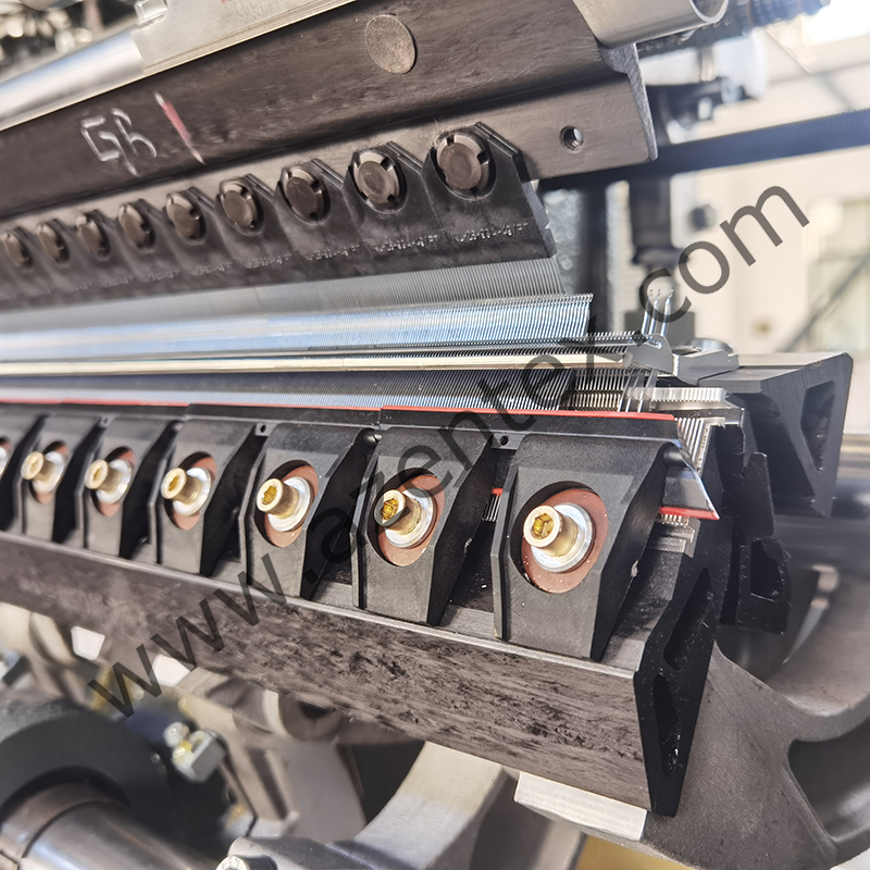 HKS3M 트리코 기계(컴파운드 니들 포함)