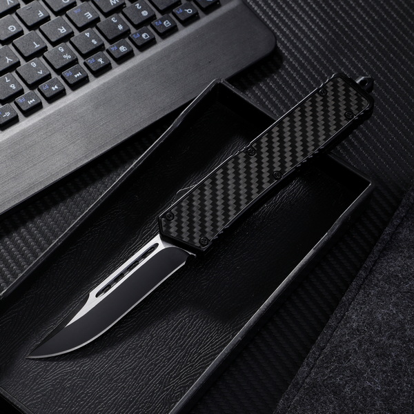 Black Tactical Carbon FIber OTF Knife Supplier Fornitore di coltelli OTF tattici neri in fibra di carbonio