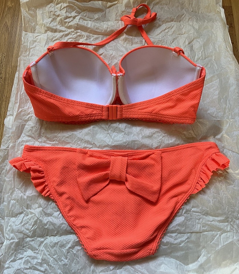 Ubi emere Floozie Swimwear?