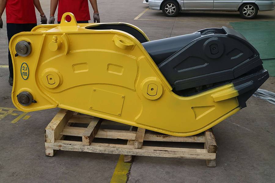 Rotacijski hidravlični drobilnik in škarje za bagre 6-45T 