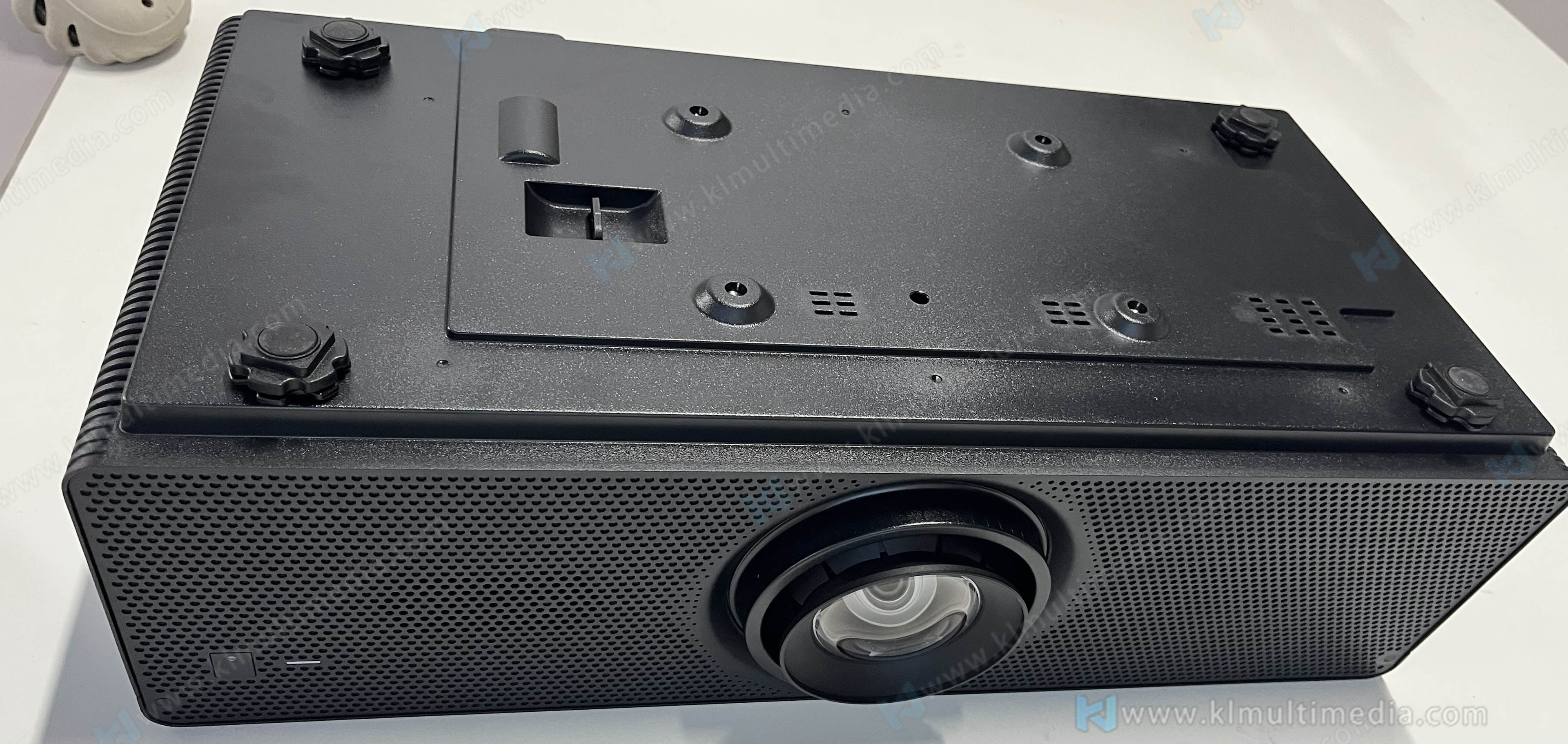 المعلمات الفنية لجهاز العرض Hisense 4K