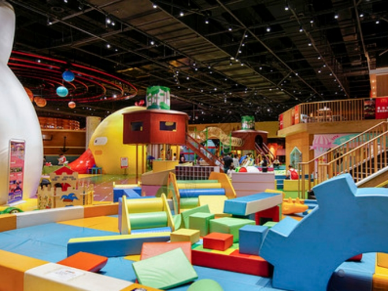 aire de jeux intérieure 14