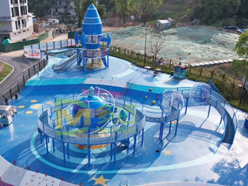 Buitenspeeltoestellen 05