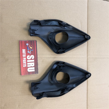 Osłona lampy przeciwmgielnej Hilux GR Sport