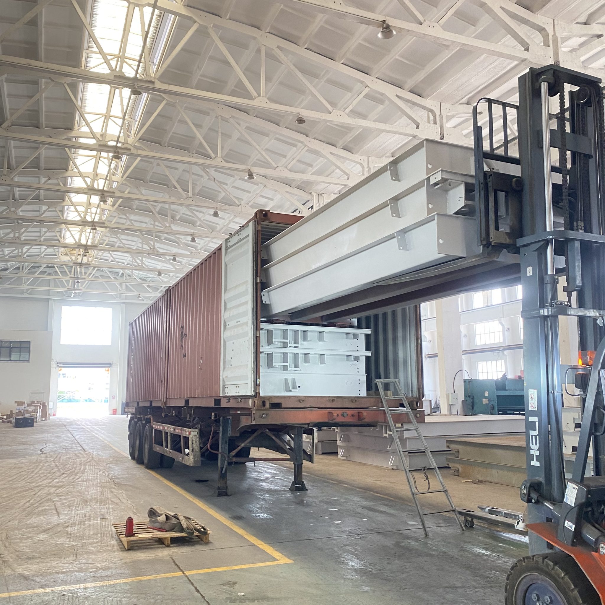 Nh&agrave; sản xuất c&acirc;n xe tải Hener