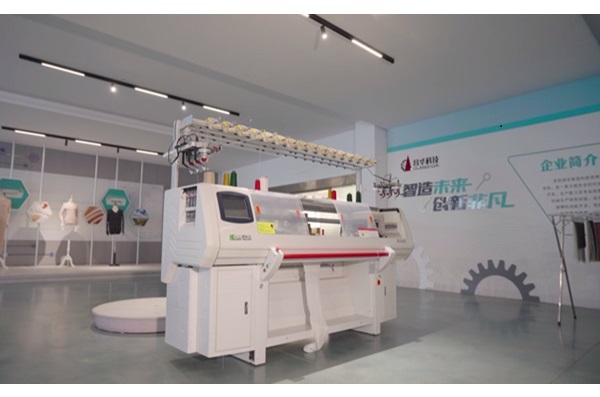 เครื่องถักแบบแบนด้วยคอมพิวเตอร์ บริการ OEM ODM ที่นำเสนอ - Changhua