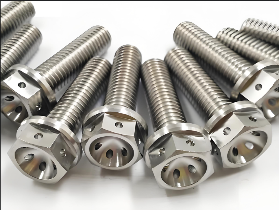 Titanium F&auml;stbeslag