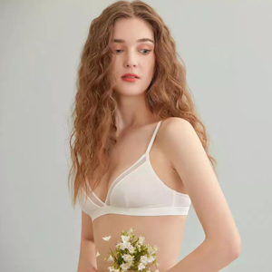 Conjuntos de calcinhas e suti&atilde;s femininos