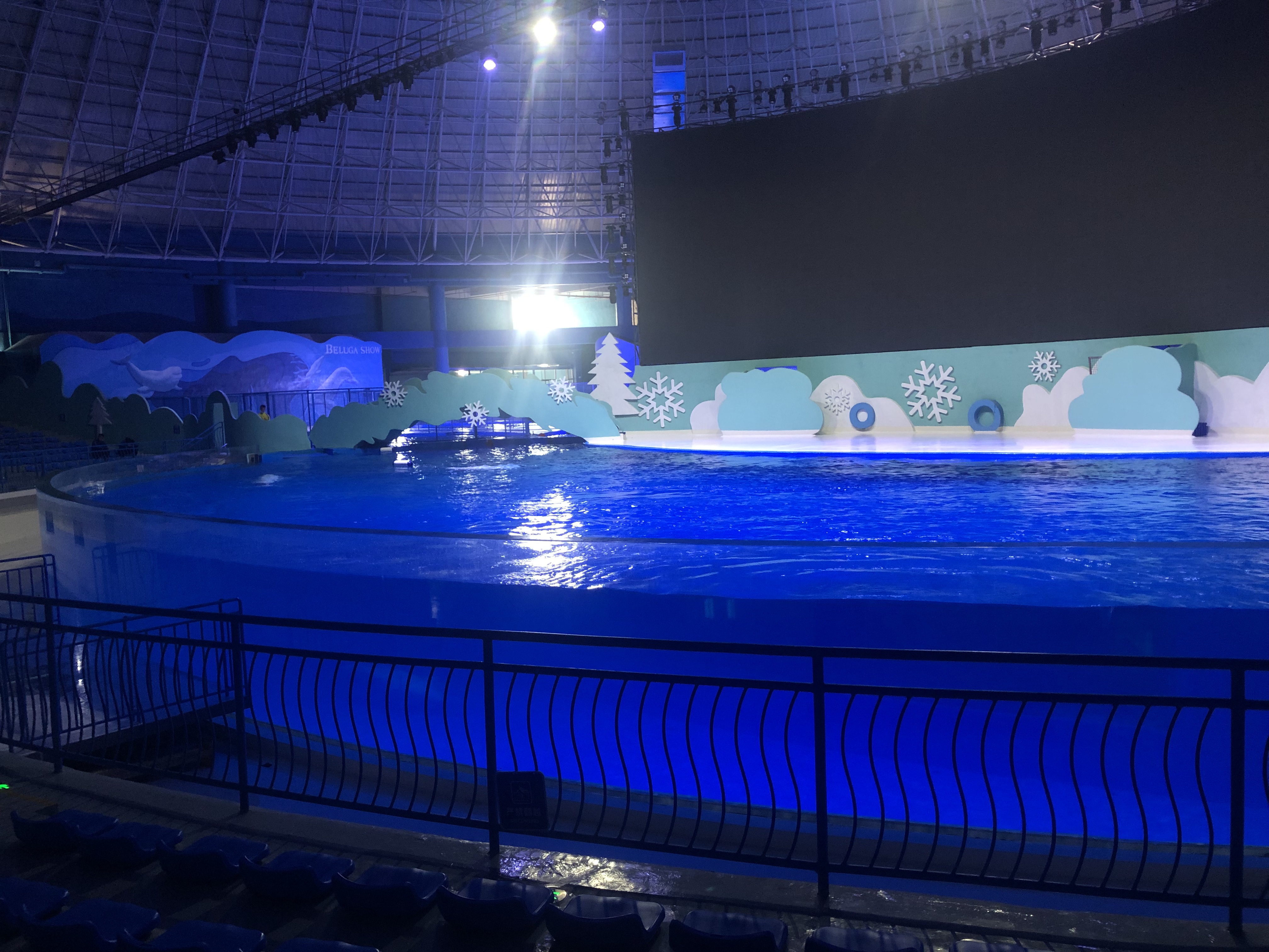 Acquario con finestra in acrilico - produzione