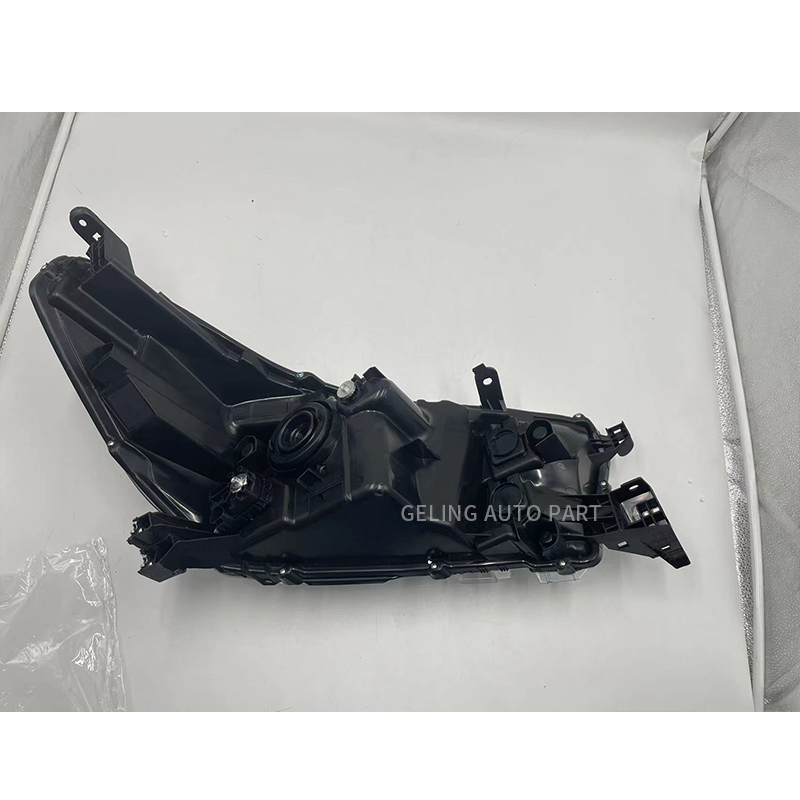 Lampada frontale Toyota 811100K690