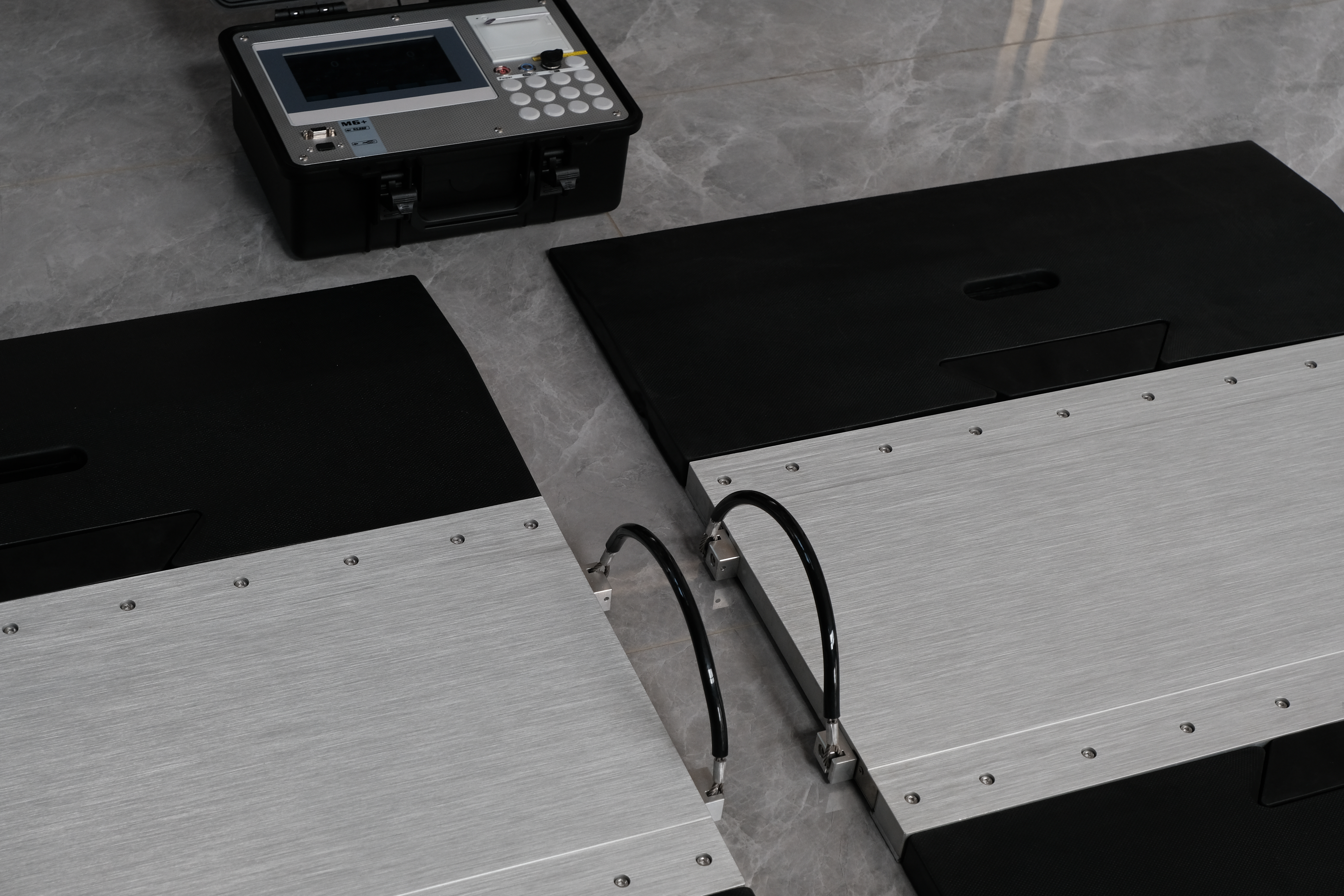 C&acirc;n tải trọng trục-Hener