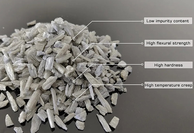 Mulita e Espin&eacute;lio Fundidos