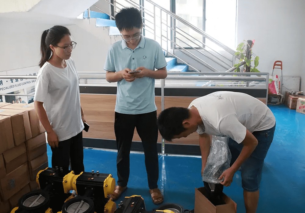 Chinese Customer Visit Strengthens Trust and Future Cooperation1 การเยี่ยมชมลูกค้าชาวจีนเสริมสร้างความไว้วางใจและความร่วมมือในอนาคต1