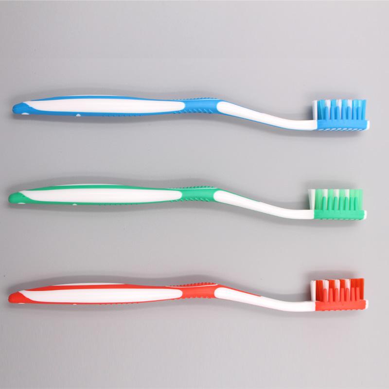 Cepillo de dientes para adultos con masaje de encías