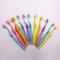 Cepillo de dientes colorido simple