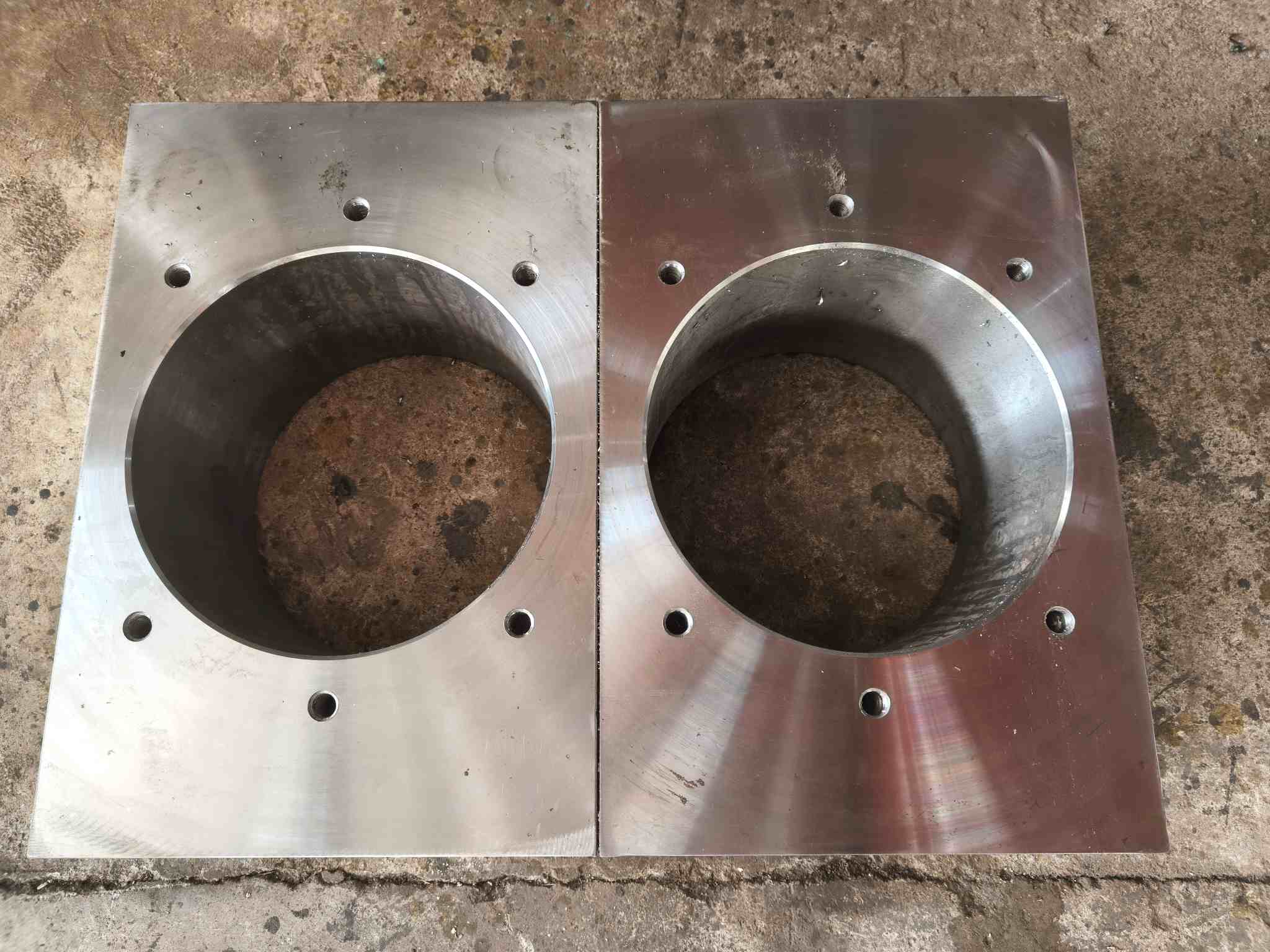Bronze Bushings kumpara sa Rolling Element Bearings: Isang Gabay sa Pagpili ng Heavy Industry Engineer