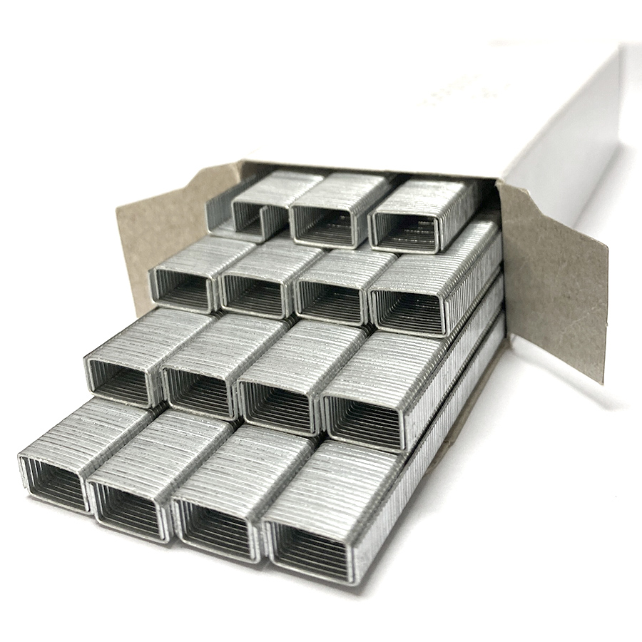 1306 Staples krupni plan