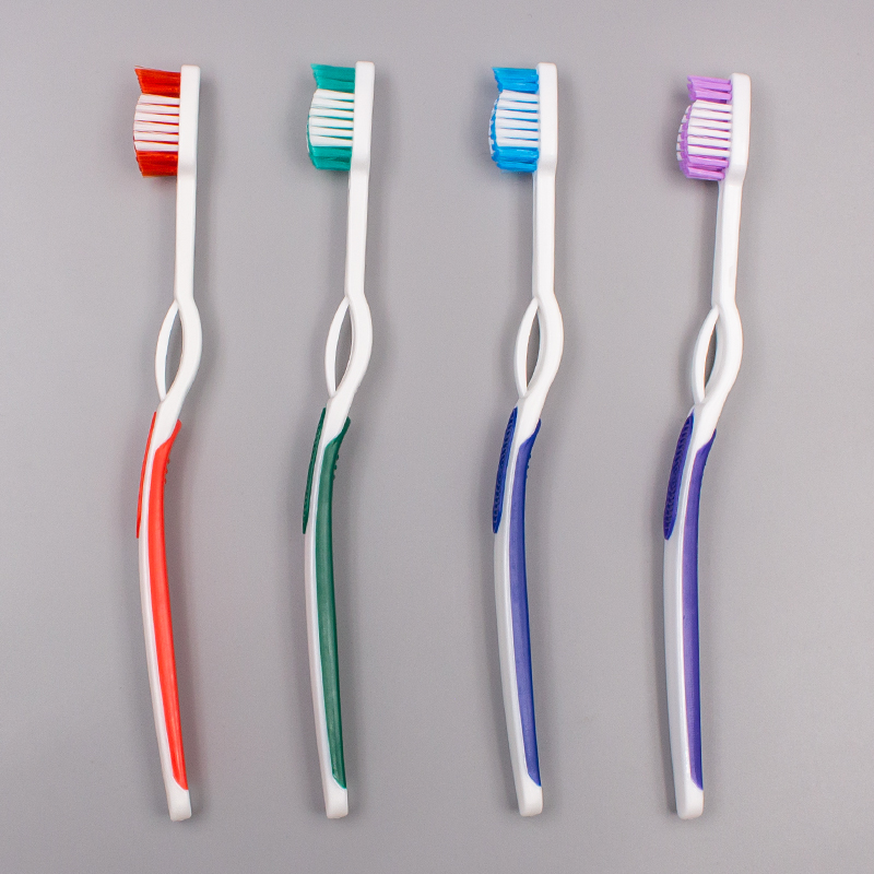 OEM New 34 Tufts Nylon Bristle Wave Former de cepillo de dientes para adultos