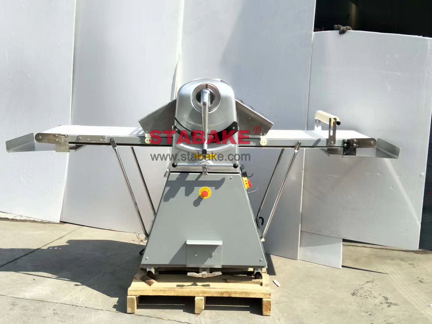 pastry dough sheeter 