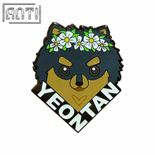 Custom Cartoon Bear With Garland Lapel Pin Wholesale Manufacturer High Quality Black Nickel Hard Enamel Badge