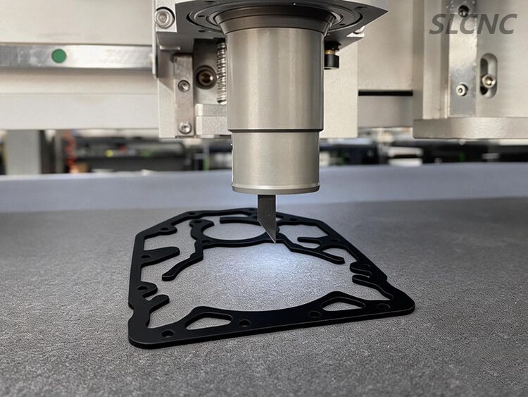 CNC Gasket Snymasjien Veiligheidsgids: Verseker doeltreffendheid en beskerming
