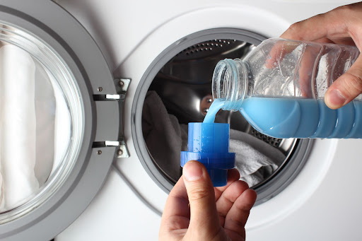 Amaciante de roupas, como us&aacute;-lo de maneira eficaz para roupas mais frescas e macias (Guia do comprador OEM 2026)