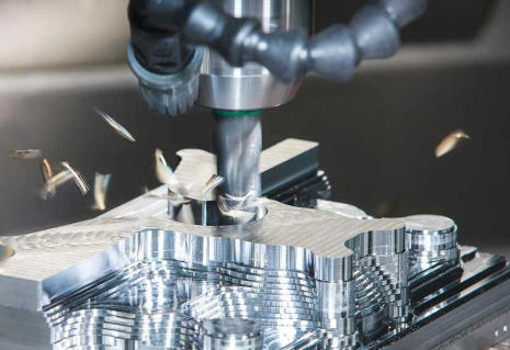 CNC versus tornos e fresadoras