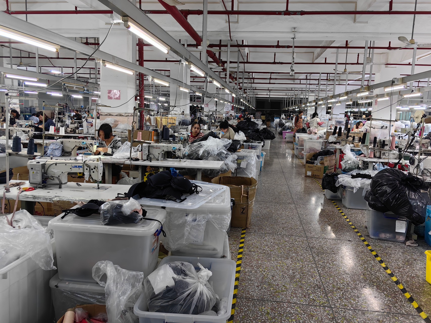 Escaparate de la l&iacute;nea de producci&oacute;n15.jpg